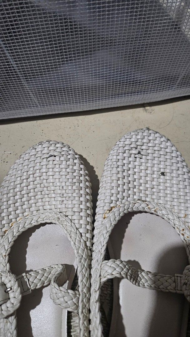 ZARA Woven Ballet Flats with Buckle Strap (Category: Flats & Sandals) located in Meycauayan. Submitted by usernamenot.found (Listing ID 1461845878, Image 2). Description: - Size 38 - Bought sa Zara Store for 2995 - Minor marks and scuffs on toe and soles from normal wear.