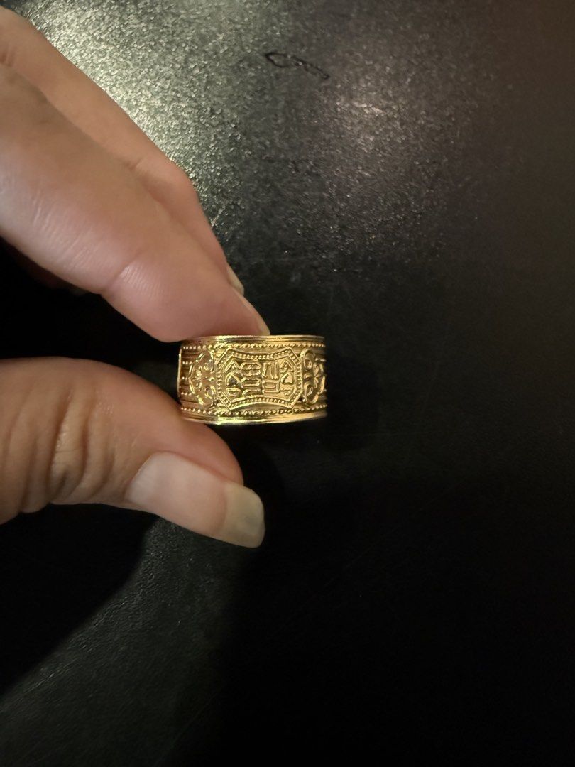 1.5 grams 18k gold millionaire’s ring (Category: Rings) located in Caloocan City. Submitted by sandyyy.sandyyy (Listing ID 1462130896, Image 3). Description: 18k millionaire’s ring. Free size. Needs reshaping since nahulma na sya sa finger ko. Barely used. 1.5-1.6 grams. Selling for 10k firm. .