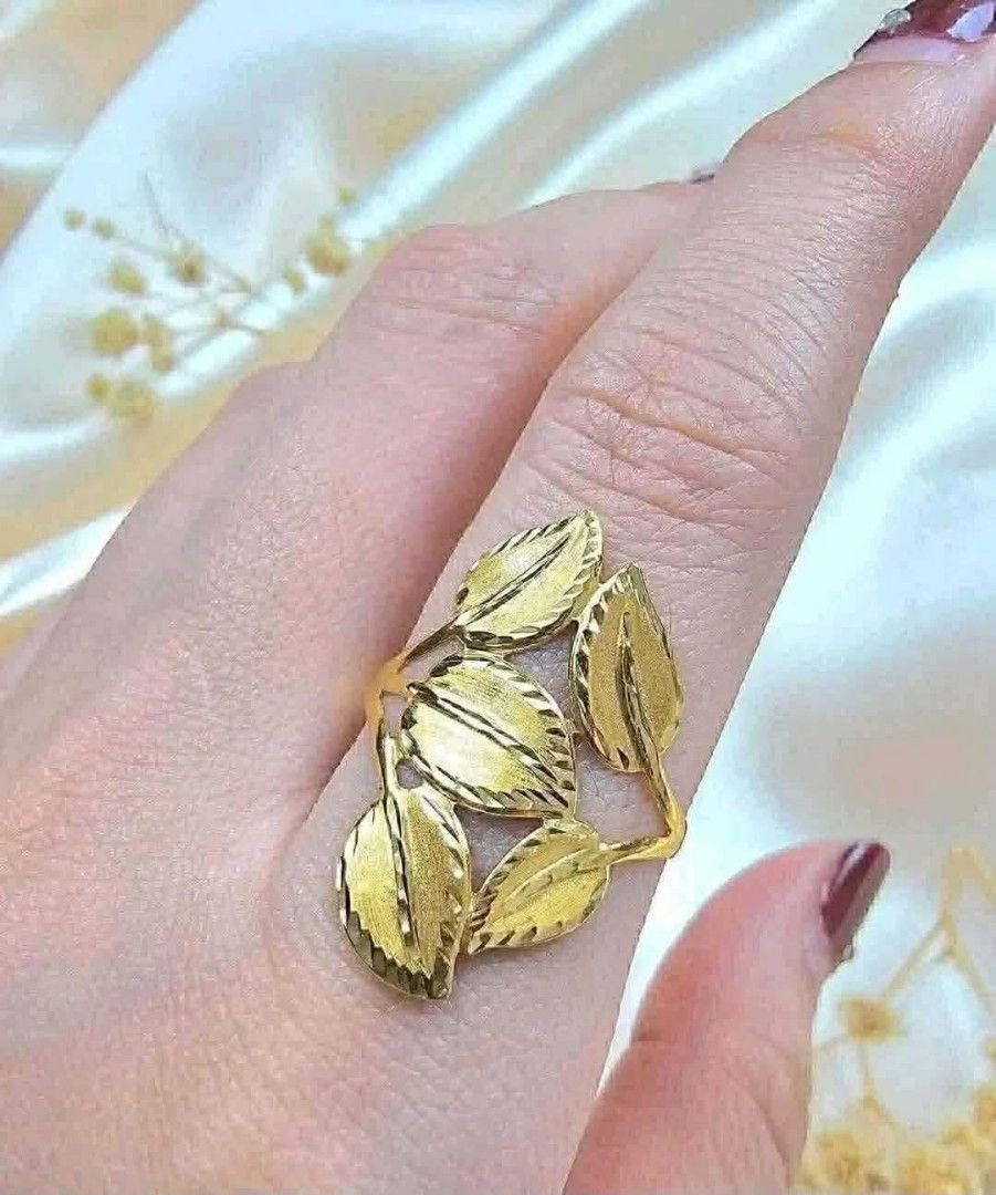 18K Saudi Gold Leaf Ladies Ring (Category: Rings) located in Caloocan City. Submitted by cheskhaionlinestore2.0 (Listing ID 1462048728, Image 1). Description: 18K Pure Saudi Gold Leaf Ring Size 6,7,8 ₱7350 only 📌 🍒 Pawnable/ Nasasangla💯 🍒 Brandnew 💯 🍒 Ship via JNT/ LBC 🍒 Lalamove for same day delivery 🍒 We accept COD COP with downpayment to avoid cancellation of orders ⚡ How to Order? Please feel free to message us directly 🙏🏻 Cheskhai 