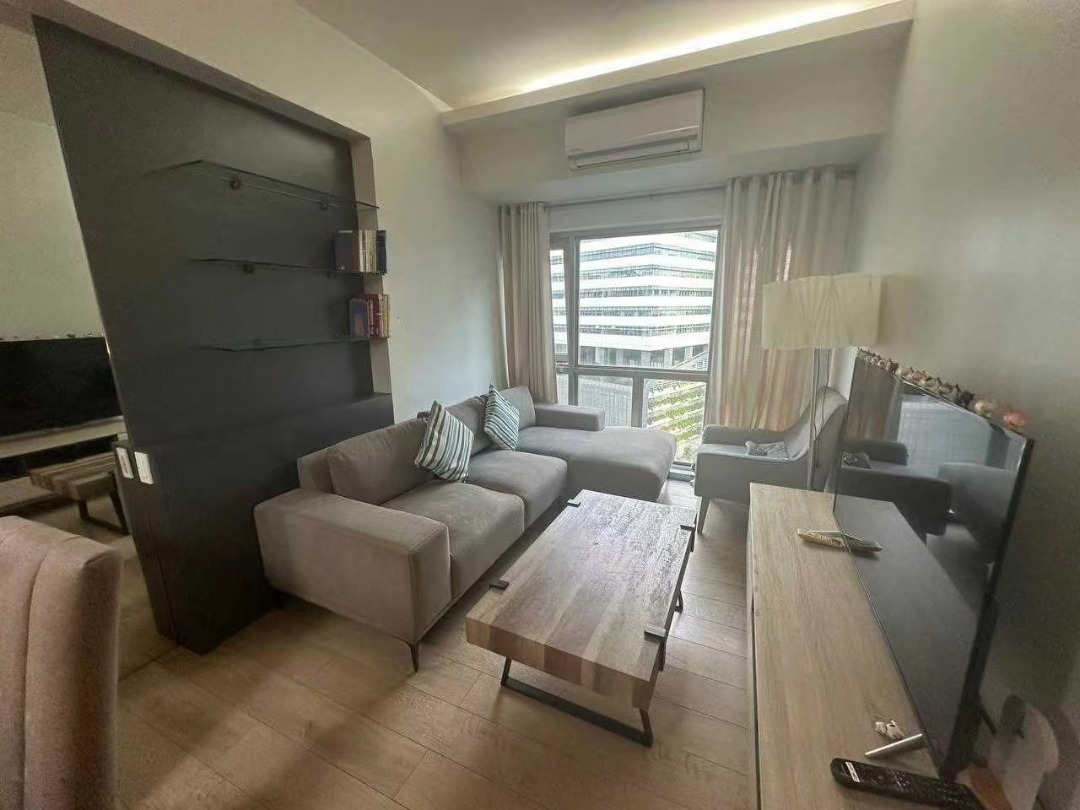 (Category: ) located in . Submitted by toprealty_dreal (Listing ID 1462042292, Image 1). Description: .
