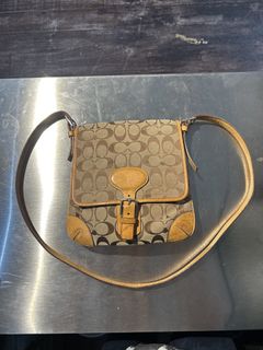 (Category: ) located in . Submitted by thriftcollect (Listing ID 1462117442, Image 1). Description: .