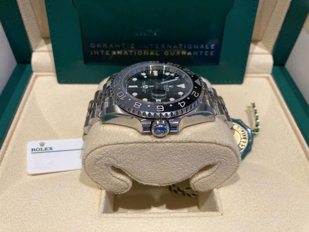 2024 Rolex GMT-Master II Bruce Wayne (Category: Luxury Watches) located in Manila. Submitted by ehronjames_ (Listing ID 1462063606, Image 2). Description: 2024 Rolex GMT-Master II Bruce Wayne - Ref. 126710GRNR - Great condition - With White tag and PPF - Complete set with double box negotiable for sure buyers, pm if you want more photos.