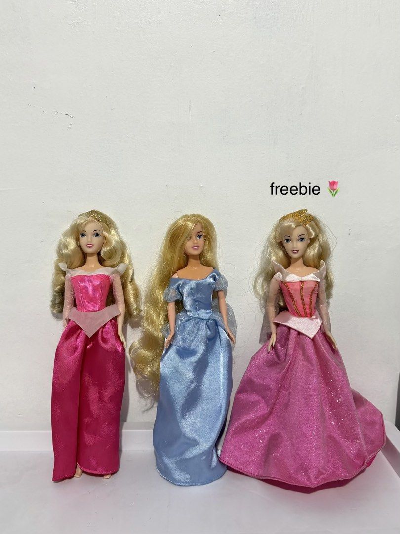 2 Rare Aurora Princess with 1 freebie (Category: Kids Toys) located in Valenzuela. Submitted by ellapsl (Listing ID 1462048840, Image 1). Description: Selling one of my RARE barbie collections (2000s) ˚°❀⋆ 🌷✨🩰 DM me who are interested and SURE buyer. NON refundanble. Mode of payment: GCASH OR MARIBANK .