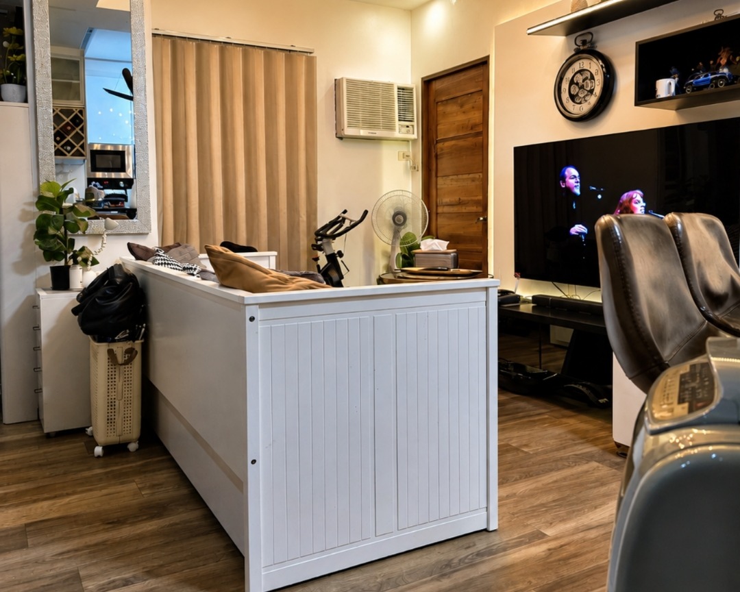 (Category: ) located in . Submitted by toprealty_dreal (Listing ID 1462043215, Image 1). Description: .