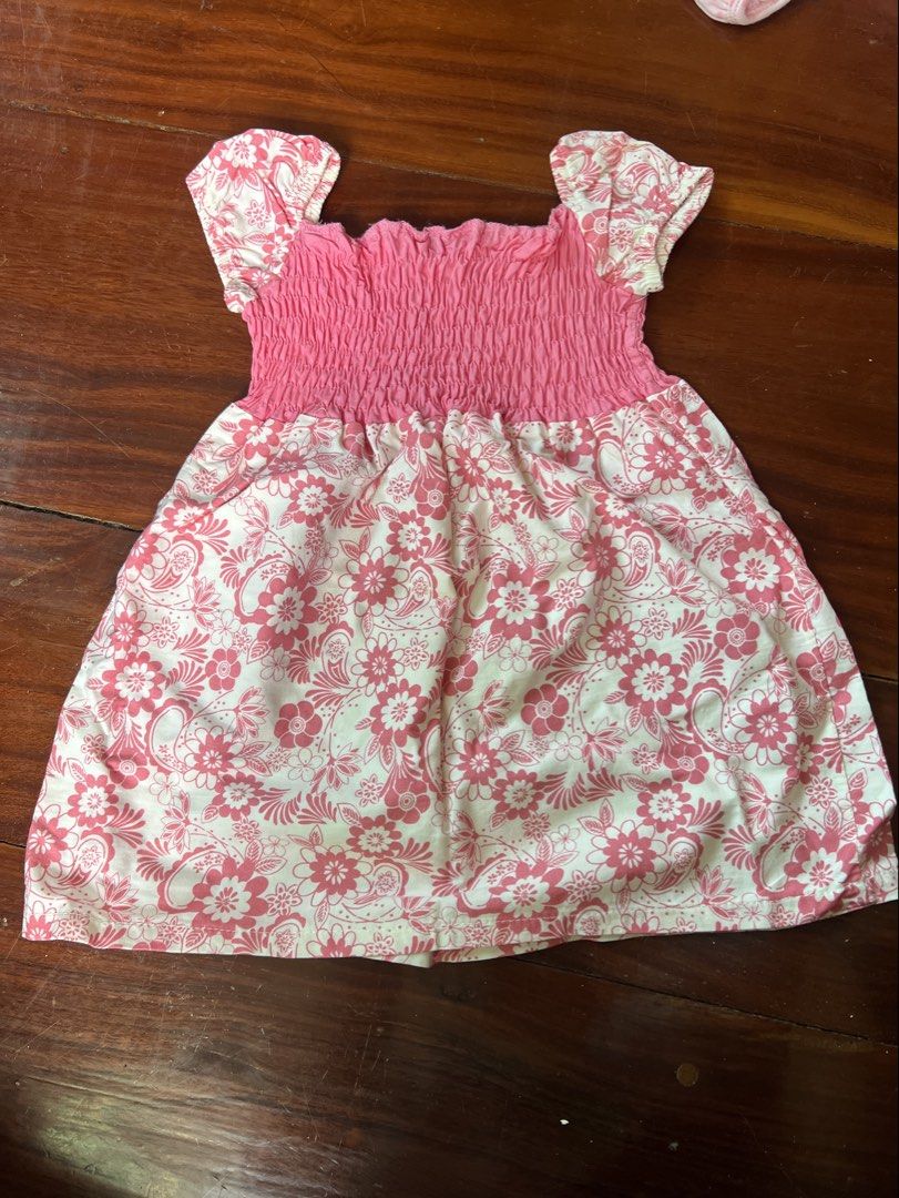 3months baby girl bundle (Category: Babies & Kids Fashion) located in Amadeo. Submitted by mavmadel (Listing ID 1462106217, Image 2). Description: Like new 0-6mos Loc: cavite Courier: jnt.