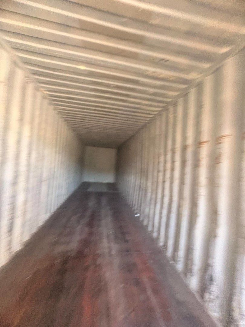 40ft Container Van/Shipping Container for Sale (Category: Construction & Building Materials) located in Manila. Submitted by metrovan_kent (Listing ID 1462067885, Image 3). Description: - 40ft Shipping Container - Container Numbers: BSIU 961381 & DRYU 907896 - Max Weight: 32,500 KGS - Tare Weight: 3,770 KGS - Payload: 28,730 KGS - Cubic Capacity: 76.4 CUM - Ready for transport or storage.