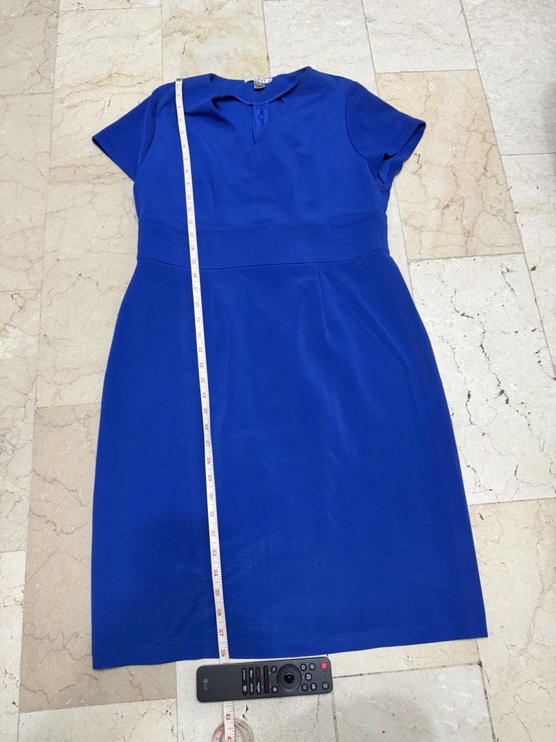 4 branded dresses (Category: Dresses) located in Quezon City. Submitted by dragon64cmcm (Listing ID 1462064387, Image 3). Description: Red dress brand Viz a Viz. black dress Kashieca. Blue dress Verve. Polka dot dress brand Ralph Lauren.