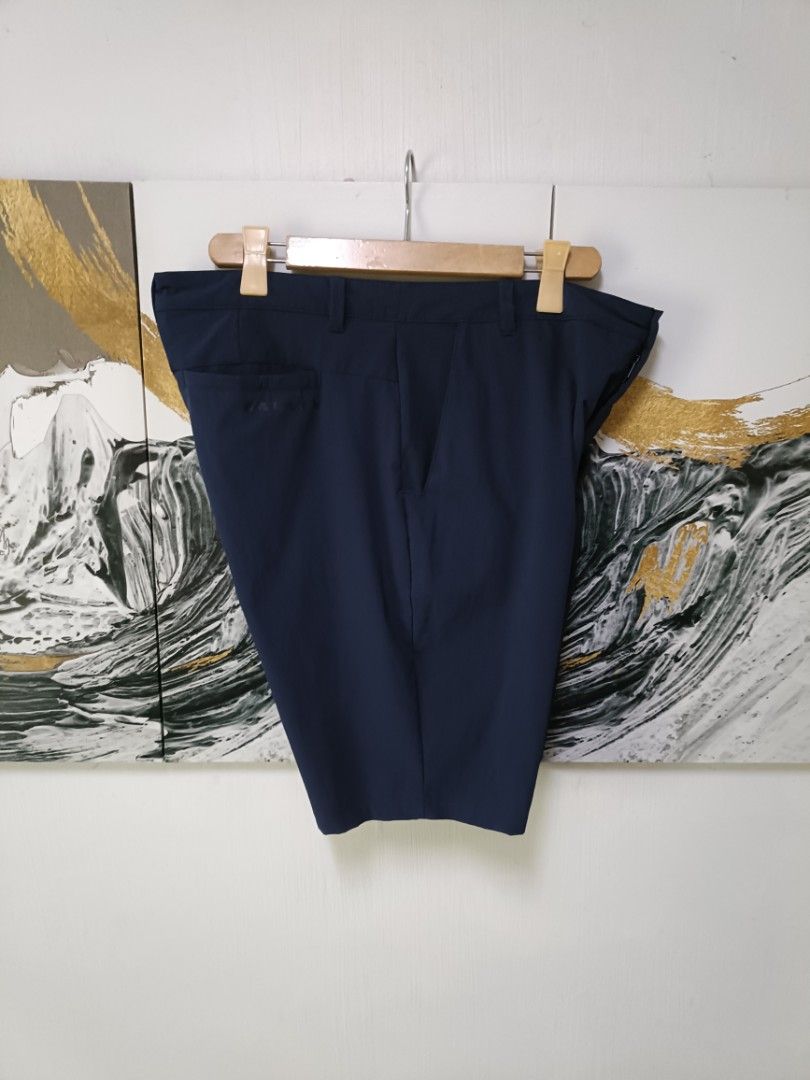 AUTHENTIC OAKLEY GOLF (Category: Shorts) located in Manila. Submitted by bvnnie (Listing ID 1462151300, Image 3). Description: Actual size using inches Armpit 36 up to 38 Armpit/ Lenght/ 20 fittings IS XL Excellent Condition, Issue:0 Message if you have any other question about sizing. We do shipping nation wide I'm also open for video call so that you can see the item you 're interested to buy. Courier, DHL, JNT, LBC Mode of payment, Paypal, Gca