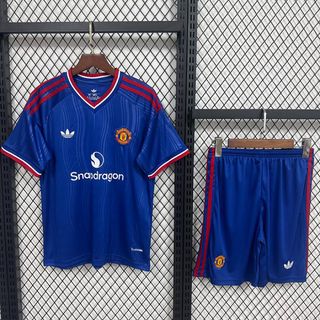 （分類：）位於 。 由 jersey_expert 提交（商品編號 1446997934，圖片 1）。簡介： 。