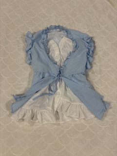 (Category: ) located in . Submitted by swansxcloset (Listing ID 1462071928, Image 1). Description: .