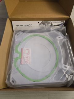 （分類：）位於 。 由 xxllaxx 提交（商品編號 1462188050，圖片 1）。簡介： 。