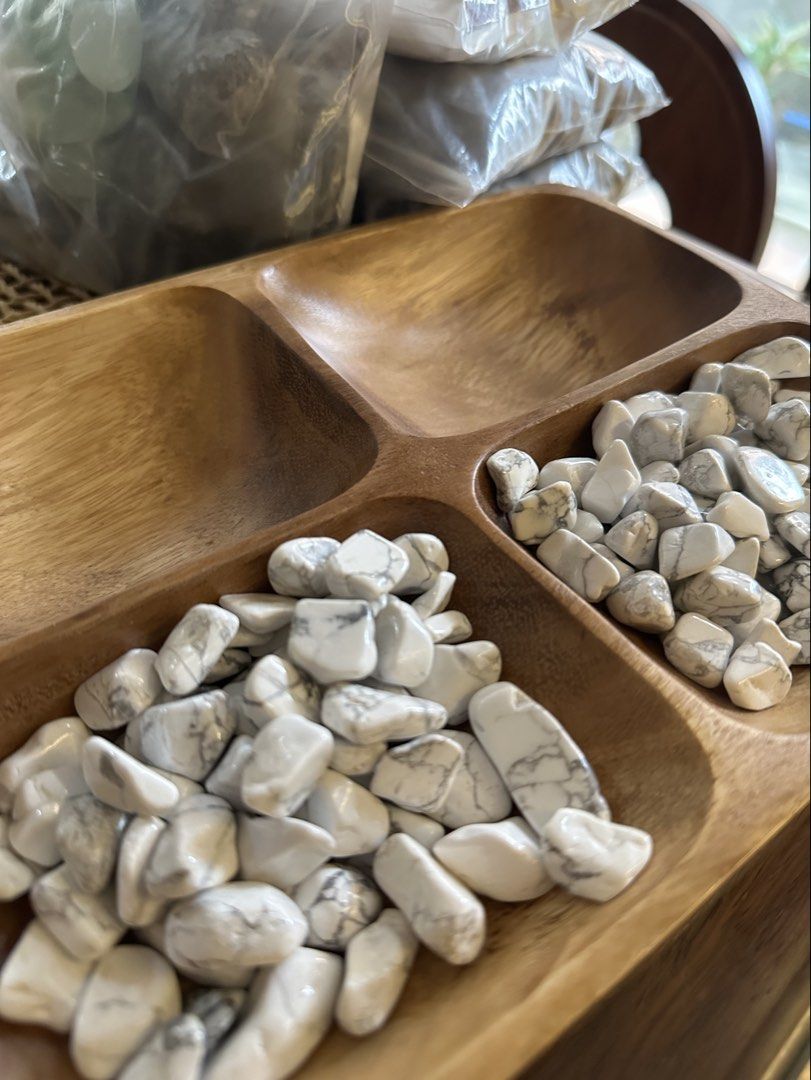 Howlite Tumbled Stone (Category: Other Home Decor) located in Bacoor. Submitted by thingsforthrifts (Listing ID 1462106367, Image 1). Description: ₱150/5pcs ✨ Healing & Metaphysical Properties ✨ • Chakra Association: Crown Chakra. • Birthstone: Not a traditional birthstone, but often used as a calming stone. • Zodiac Links: Gemini, Virgo. • Benefits: • Promotes patience and reduces stress. • Encourages emotional expression and awareness. • Aids i
