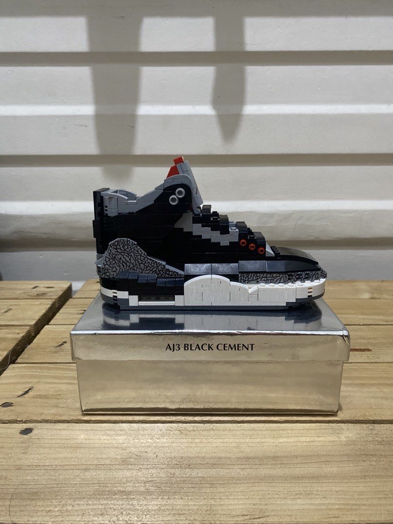 ‼️ Rare Netmagnetism Kickbricks ‼️ (Category: Lego & Building Sets) located in Manila. Submitted by andreiii_ (Listing ID 1462239263, Image 2). Description: Jordan 1 Bred kickbricks Jordan 3 Black Cement kickbricks Jordan 4 Bred kickbricks Dimensions 20cm x 7.5cm (see last pic for reference) authentic from canada bought for 3k w/ e-receipt 999 each dm for more pics and info‼️.