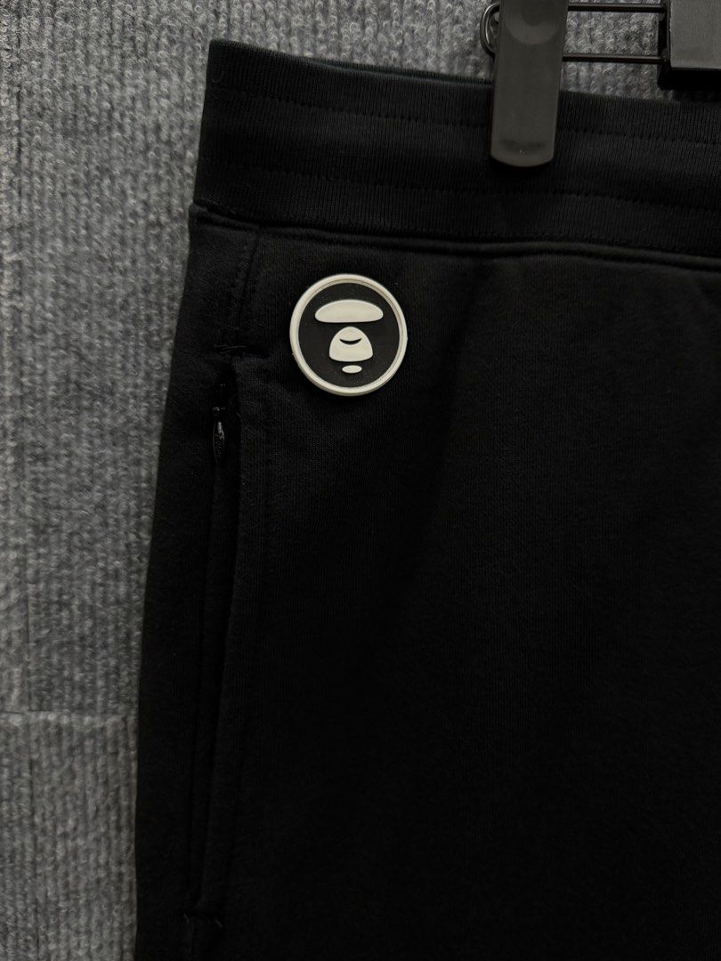 A BATHING APE® AVPE NOW Jogger Pants (Category: Activewear) located in Marikina City. Submitted by grindmanila (Listing ID 1462108980, Image 3). Description: MENS XL - XXL FITS✔️ XXL TAG 36 - 38 WAISTLINE 41 LENGTH EXCELLENT✅ BLACK N BLACK✅.