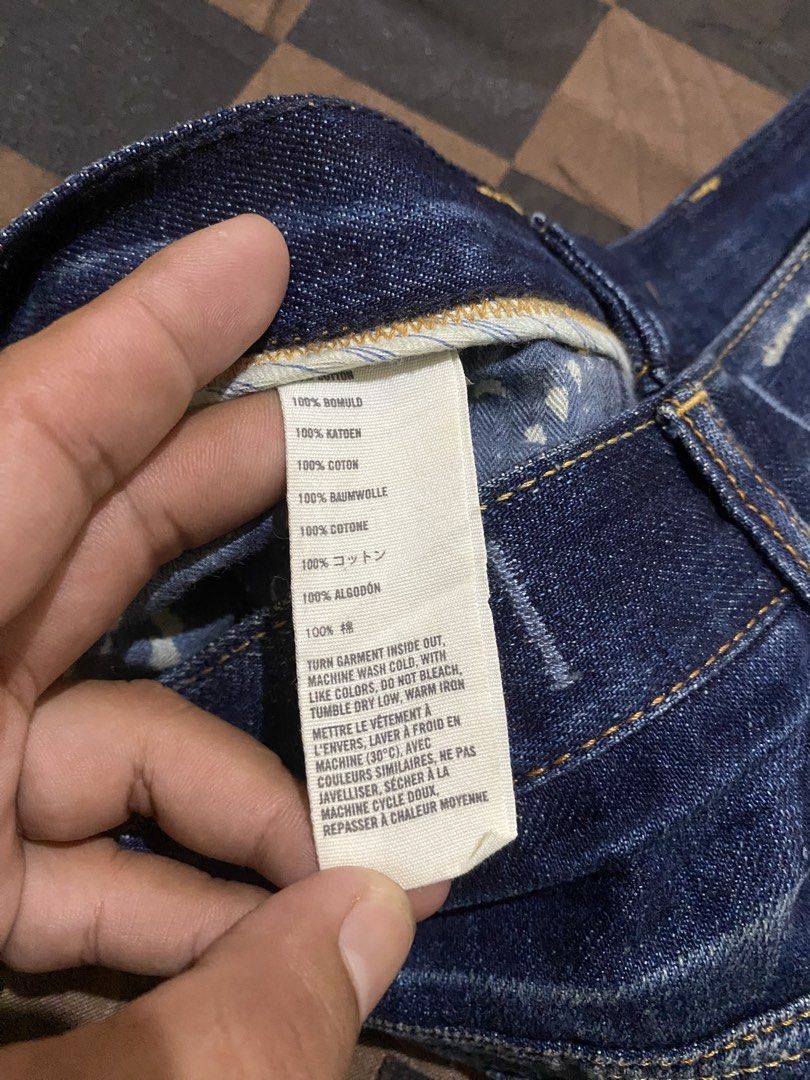 Abercrombie (Category: Shorts) located in Tabaco. Submitted by centthrif55361 (Listing ID 1462139204, Image 3). Description: Abercrombie W:30 L:10 Excellent condition Color rate 9.7/10 No issue .
