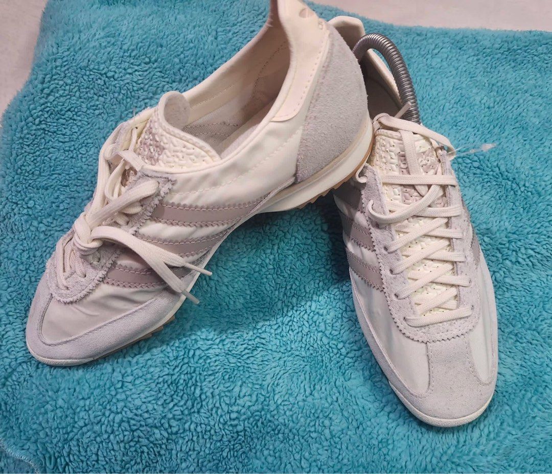ADIDAS (Category: Sneakers) located in Baguio. Submitted by desiree35635 (Listing ID 1462194784, Image 3). Description: .