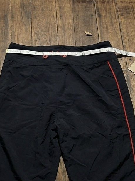 Adidas (Category: Luxury Apparel) located in City of Isabela. Submitted by ibzagga (Listing ID 1462254833, Image 3). Description: 30 waistline Length 39.