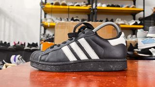 (Category: ) located in . Submitted by wichaelthriftstall (Listing ID 1462260375, Image 1). Description: .