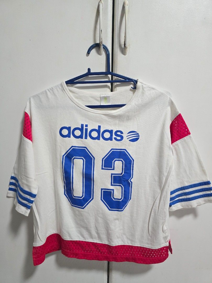 Adidas NEO White Top (Category: Shirts) located in Quezon City. Submitted by fettuccine24 (Listing ID 1462258312, Image 1). Description: .