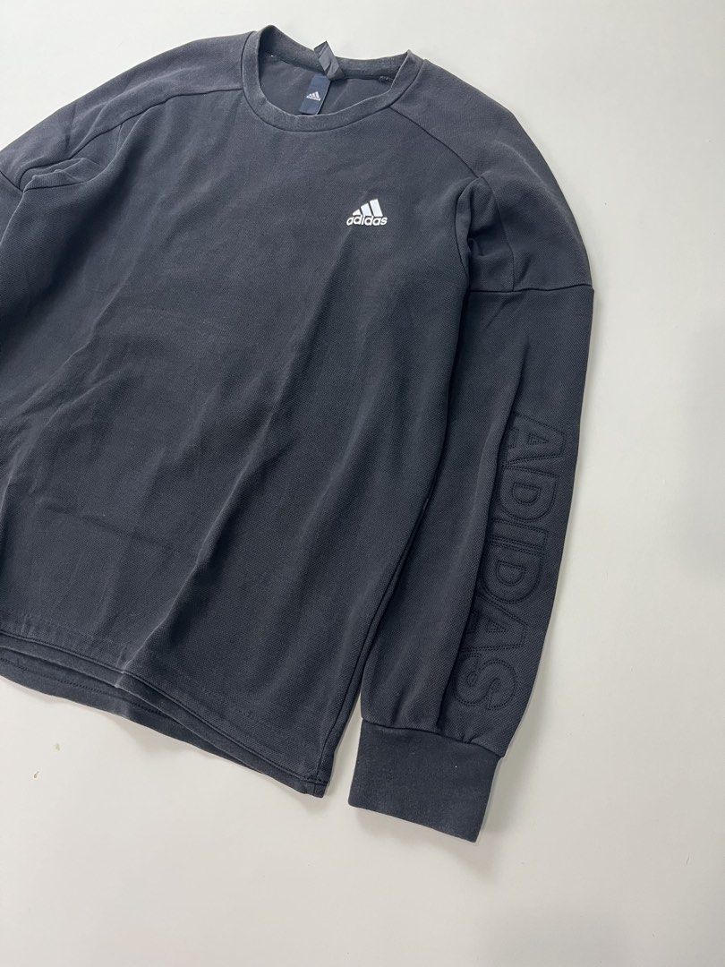 Adidas Sweatshirt (Category: Coats, Jackets and Outerwear) located in Makati City. Submitted by ufcknwthbst (Listing ID 1462077070, Image 2). Description: 20 inch width 27 inch length 9/10 condition No issue.