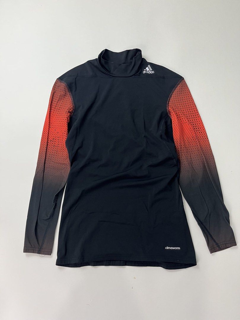 Adidas Techfit (Category: Activewear) located in Makati City. Submitted by ufcknwthbst (Listing ID 1462076863, Image 1). Description: 18 inch width 29 inch length 9.5/10 condition No issue.