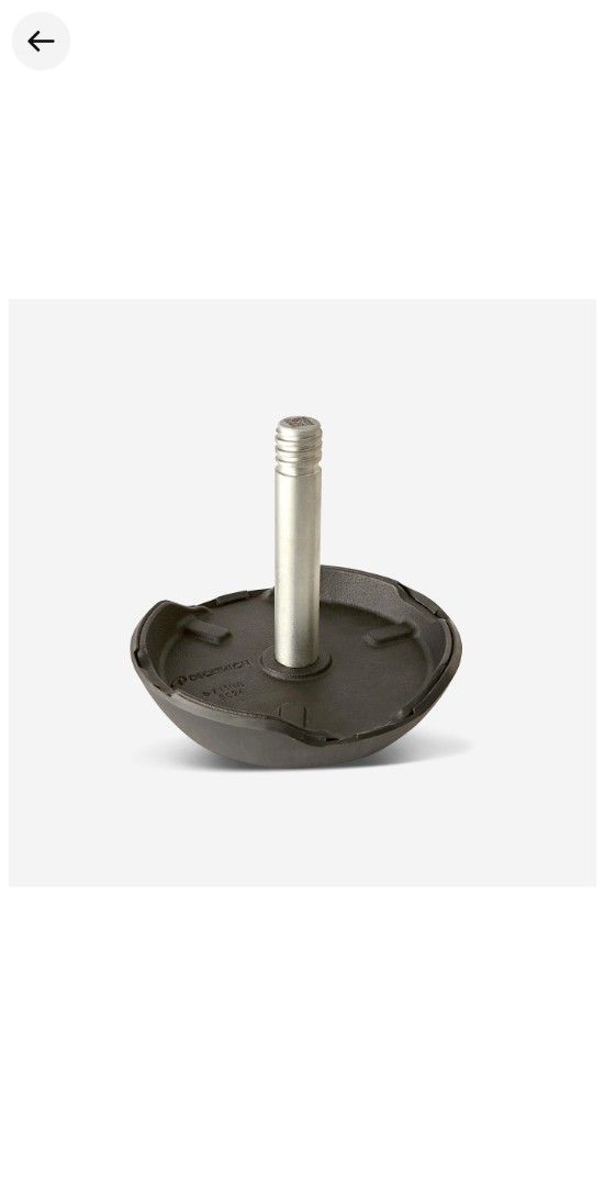 Adjustable kettle bell (Category: Weights & Dumbbells) located in Pasay City. Submitted by deal.point (Listing ID 1462120932, Image 3). Description: Adjustable kettle bell from decathlon Never used. Free 2pcs. 2kg ea plate.