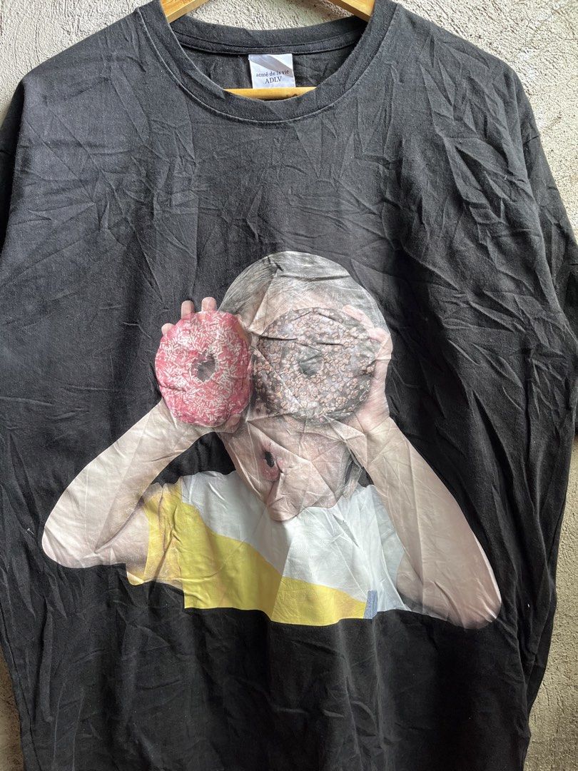 ADLV DONUT KID (Category: Tshirts & Polo Shirts ) located in Cagayan de Oro. Submitted by rewornthriftph (Listing ID 1462043212, Image 2). Description: width: 22 length: 229 large | OVERSIZED also on medium Color rate: 9/10 Issue: MINOR HAIRLINE In VERY GOOD Condition See details and reference on slides Payment Methods: GCASH/JNT PLS MANAGE YOUR EXPECTATIONS. THRIFT ITEMS, NO CANCELLATION ₱400.
