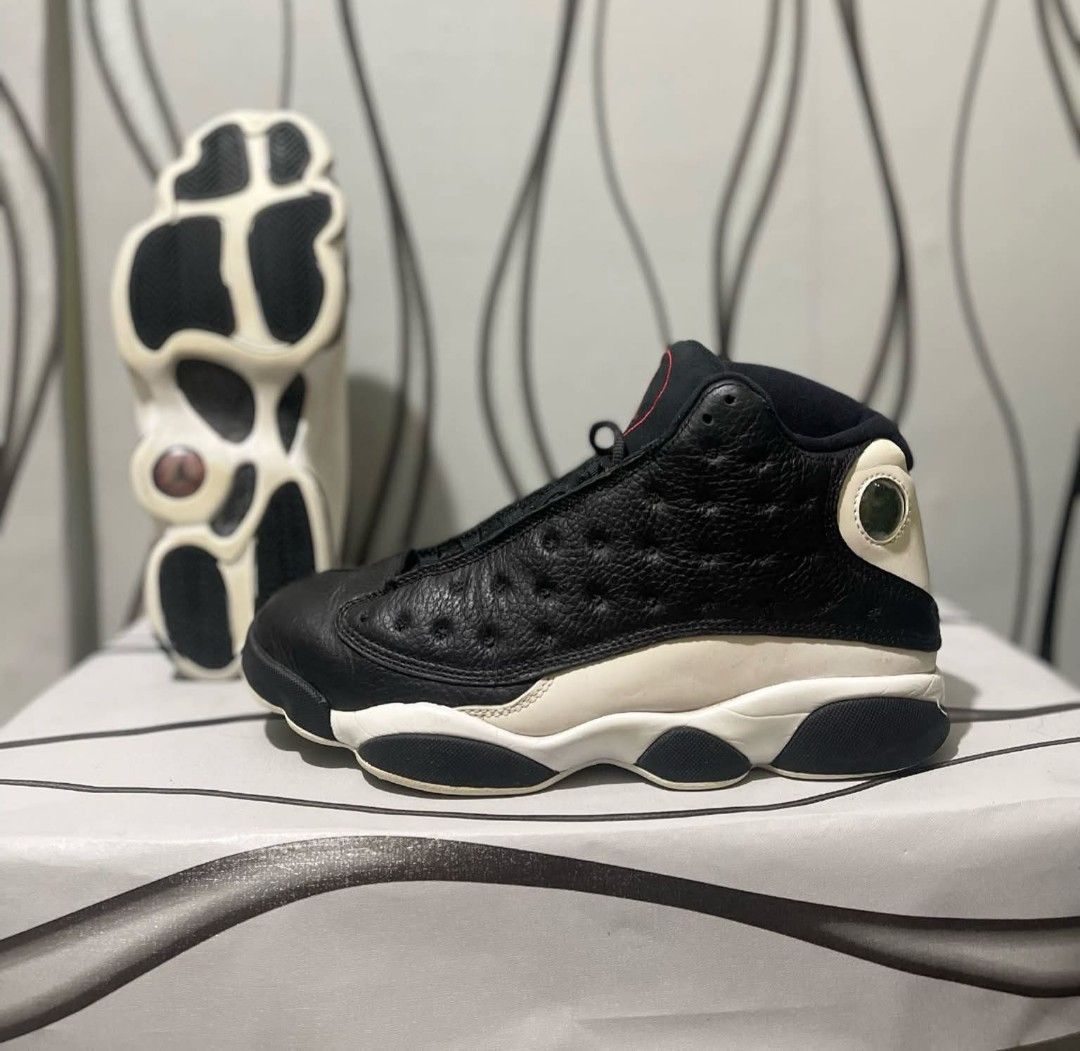 Air Jordan 13 Retro Black White (Category: Sneakers) located in Lapu-Lapu City. Submitted by shoeper_kai02 (Listing ID 1462105252, Image 1). Description: - Classic black and white Air Jordan 13s - Genuine leather upper with signature dimple pattern - Iconic panther paw design on the sole - Perfect for sneaker collectors and everyday wear - A must-have for any sneaker enthusiast.