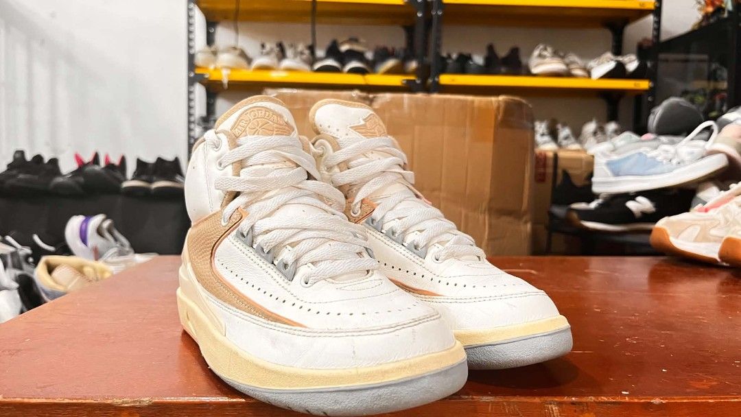 Air jOrdan 2 REtro Craft (Category: Sneakers) located in Cainta. Submitted by wichaelthriftstall (Listing ID 1462261527, Image 2). Description: Air jOrdan 2 Retro Craft (women) size 5 We are located in Cainta Rizal Good Condition Quality Strictly payment first for shoes if ipapa lalamove,joyride,grab,angkas & more. Both pAyment first naman if J&T,Flash,LBC For meetup dito lang po pwede: https://maps.app.goo.gl/jPSrwBGktAonAycSA (Uncle jOhn's).