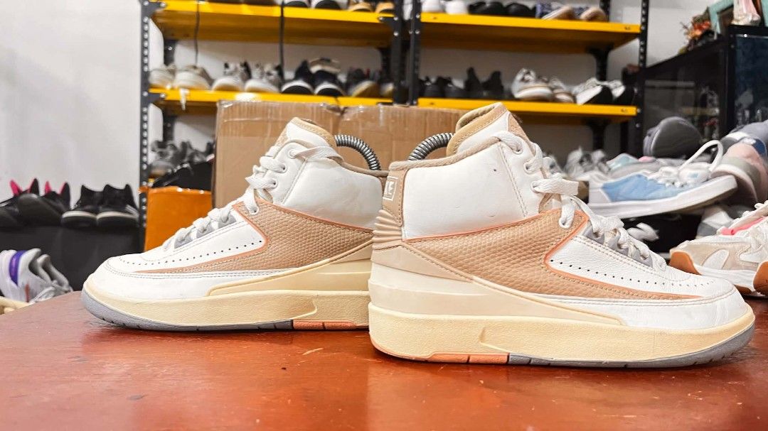 Air jOrdan 2 REtro Craft (Category: Sneakers) located in Cainta. Submitted by wichaelthriftstall (Listing ID 1462261527, Image 1). Description: Air jOrdan 2 Retro Craft (women) size 5 We are located in Cainta Rizal Good Condition Quality Strictly payment first for shoes if ipapa lalamove,joyride,grab,angkas & more. Both pAyment first naman if J&T,Flash,LBC For meetup dito lang po pwede: https://maps.app.goo.gl/jPSrwBGktAonAycSA (Uncle jOhn's).