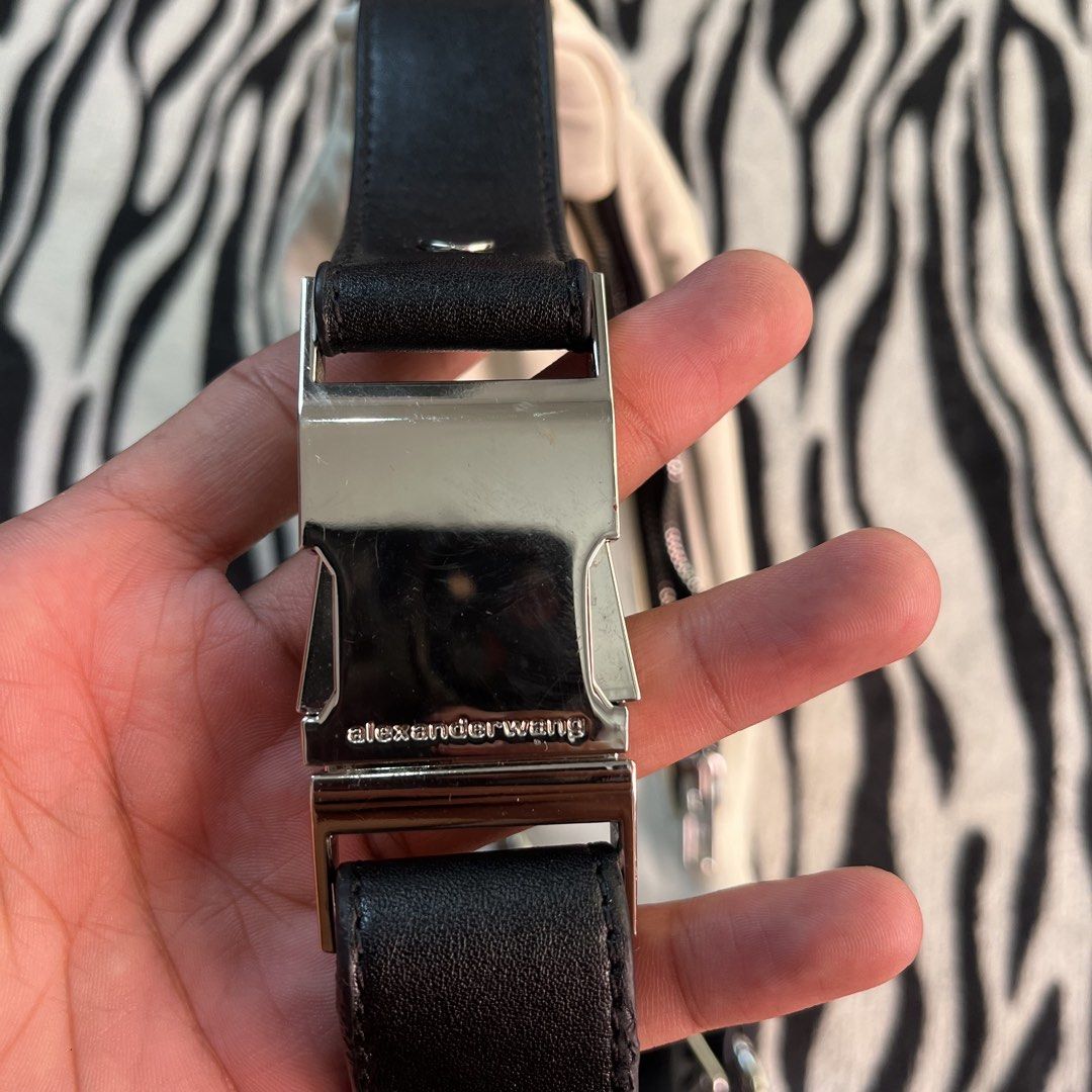 Alexander wang waist bag (Category: Luxury Bags & Wallets) located in Manila. Submitted by royaldripmanila (Listing ID 1462117871, Image 2). Description: Sign of usage only.
