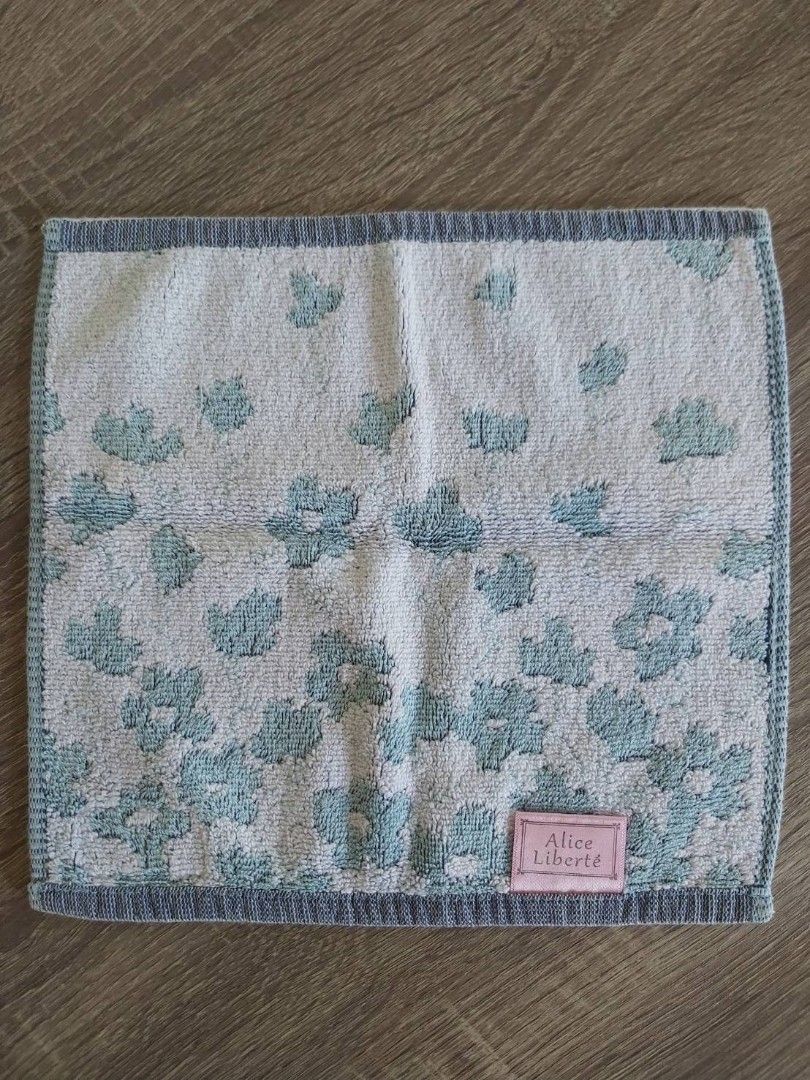 ALICE LIBERTE TOWEL HANDKERCHIEF (Category: Handkerchief & Pocket Squares) located in Bulacan. Submitted by nansantiago (Listing ID 1462131069, Image 3). Description: ALICE LIBERTE TOWEL HANDKERCHIEF 9.6x9.2" inches 🏷️ ₱75‼️ 📍 Location: Plaridel, Bulacan 💸 Mode of Payments: Gcash / BPI 📦 Pick-up / Ship 🚚 Couriers : Flash Express / SPX / Lalamove.