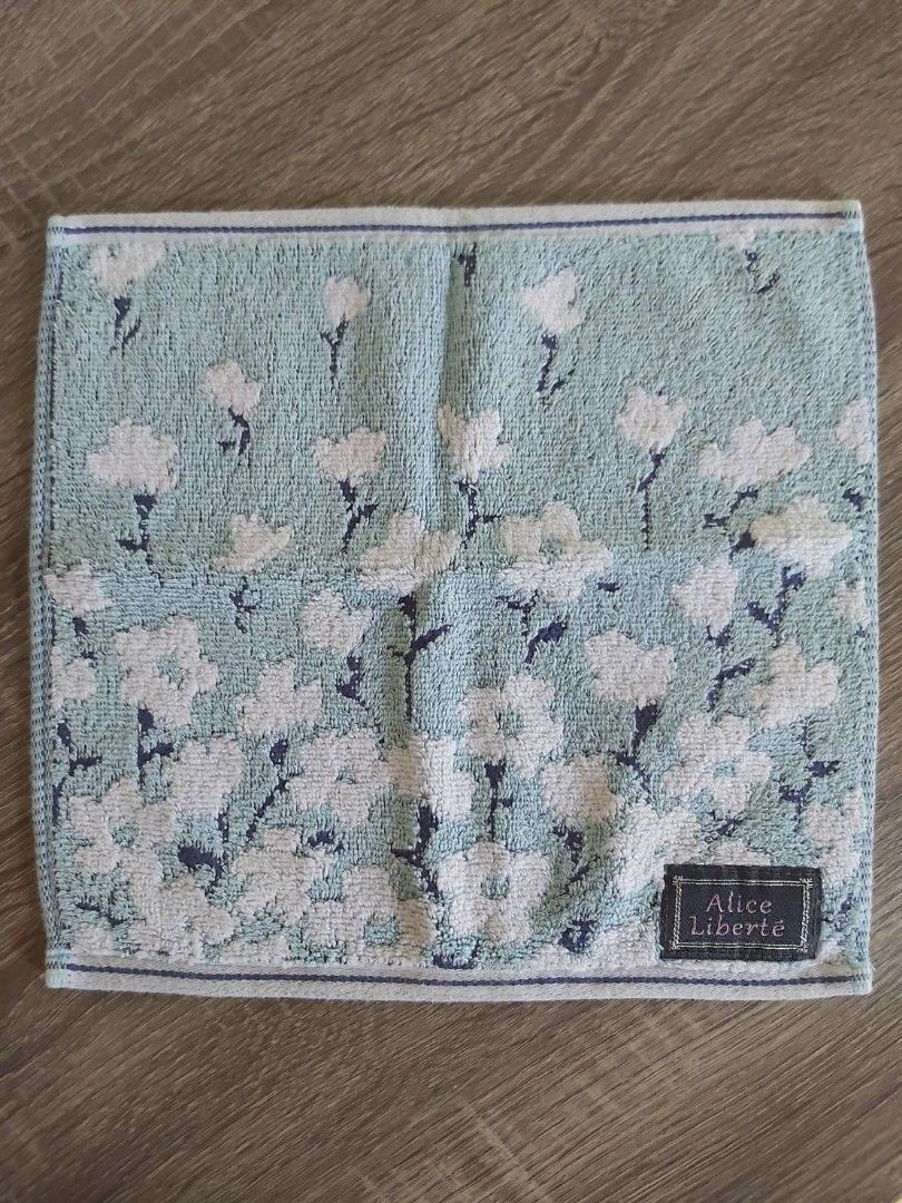 ALICE LIBERTE TOWEL HANDKERCHIEF (Category: Handkerchief & Pocket Squares) located in Bulacan. Submitted by nansantiago (Listing ID 1462131069, Image 1). Description: ALICE LIBERTE TOWEL HANDKERCHIEF 9.6x9.2" inches 🏷️ ₱75‼️ 📍 Location: Plaridel, Bulacan 💸 Mode of Payments: Gcash / BPI 📦 Pick-up / Ship 🚚 Couriers : Flash Express / SPX / Lalamove.