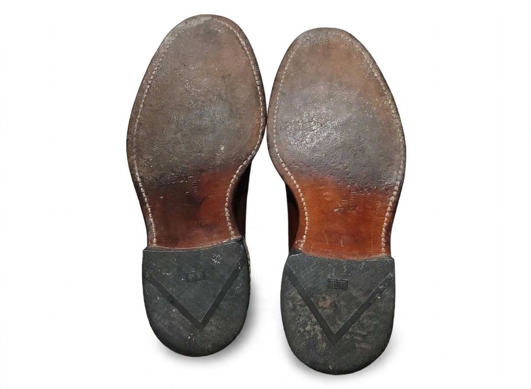 Allen Edmonds Leeds (Category: Dress Shoes) located in Manila. Submitted by md_restored_shoes.ph2 (Listing ID 1462248224, Image 2). Description: Vintage Allen Edmonds style: Leeds Size: 7 2E (Best fit for size 7½-8) walang issue yung shoes no cracks, no holes, and etc. location: North Caloocan (DM for more details) 3,650pesos lang.