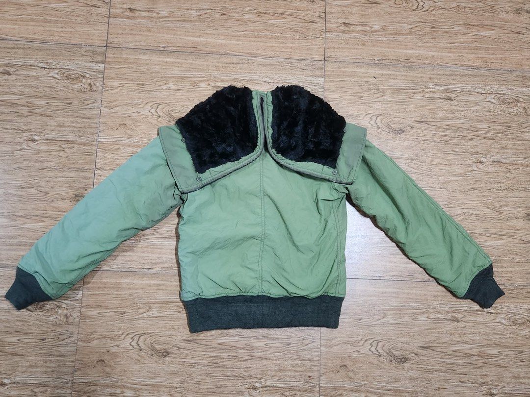 Alpha Industries Jacket with Fur Collar (Category: Coats, Jackets and Outerwear) located in Aroroy. Submitted by 3ramor.archv (Listing ID 1462215304, Image 2). Description: .