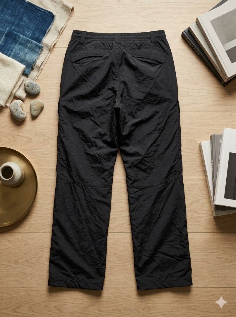 ANTA Hiking loose fit Cargo Pants (Category: Coats, Jackets and Outerwear) located in Manila. Submitted by liliaplay (Listing ID 1462076841, Image 2). Description: Authentic! Pre-loved Imported 6 pockets waterproof/resistant heavy and thick with inner mesh inside zippered and snap button pockets Solid print design zippered ankle Unisex size: 36-36 hem/rise: 12 length: 41 leghole: 10 No Issue! rtw Lowered to its negotiable price Payment 1st Shippe