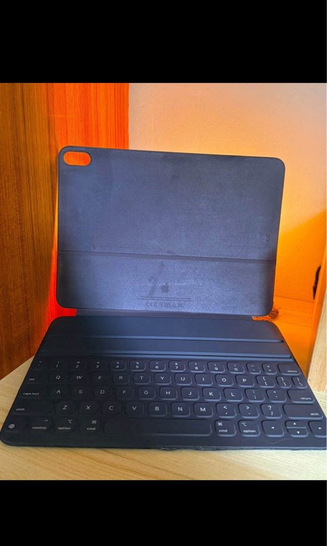 Apple Smart Keyboard Folio for iPad Pro and Air (Category: Cases & Sleeves) located in Dasmarinas. Submitted by smsebtian (Listing ID 1462073567, Image 1). Description: Selling my Apple Smart Keyboard for P1,300 Magnetic; attaches to three magnetic contacts (no charging or pairing required) Expect signs of usage. Compatible for iPad Pro 11” 1st, 2nd and 3rd Gen, iPad Air 4th and 5th gen. Rfs: Extra Keyboard.