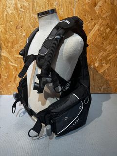 由 divingbird (刊登 ID 1462095842，圖片 1) 提交，位於 的 (類別：)，說明：。