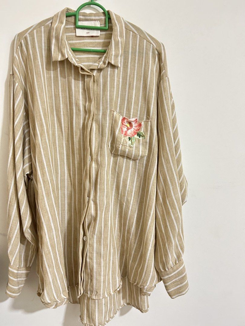 Arared Blouse (Category: Blouses) located in Kuala Lumpur. Submitted by syirajmr (Listing ID 1462105708, Image 1). Description: Arared blouse to let go in Size S/M for Rm120 exclude postage .