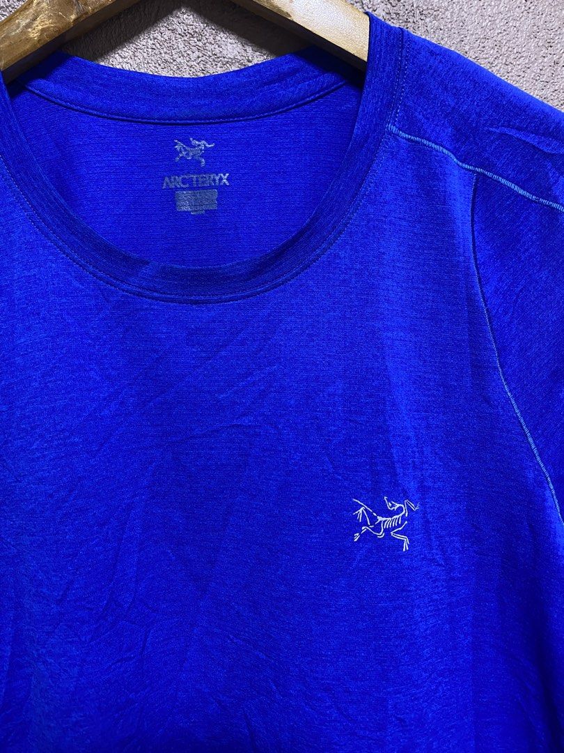 Arcteryx Drifit (Category: Tshirts & Polo Shirts ) located in Iloilo. Submitted by prelovedfindsilo (Listing ID 1462156613, Image 3). Description: Arcteryx Drifit Tshirr Size medium 19.5-20x26 Excellent condition.