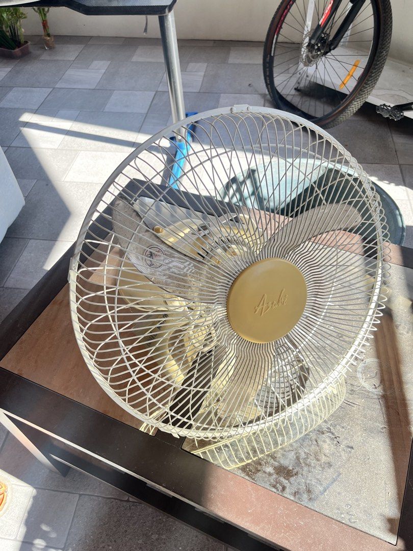 Asahi Ceiling Fan (Category: Fans) located in Marikina City. Submitted by _msdionaldo (Listing ID 1462066813, Image 1). Description: - Working electric fan - Multiple speed settings - Effectively cools any room - Minor dust on blades and cage (functions well) -.