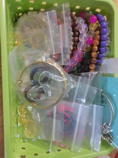 (Category: ) located in . Submitted by axela.finds (Listing ID 1462068388, Image 1). Description: .