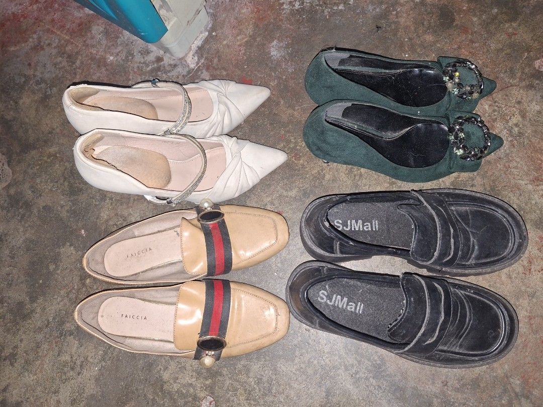 Assorted Women's Flats and Heels (Category: Flats & Sandals) located in Caloocan City. Submitted by brightdragon.c7bf94 (Listing ID 1462053346, Image 2). Description: ONLINE UKAY-UKAY!! ALL FOR 50! DM ME FOR MORE PICTURES AND SCREENSHOT TO CHECK IF AVAILABLE AND SENT YOU PICTURES OF CLOTHES WHEN WORN..
