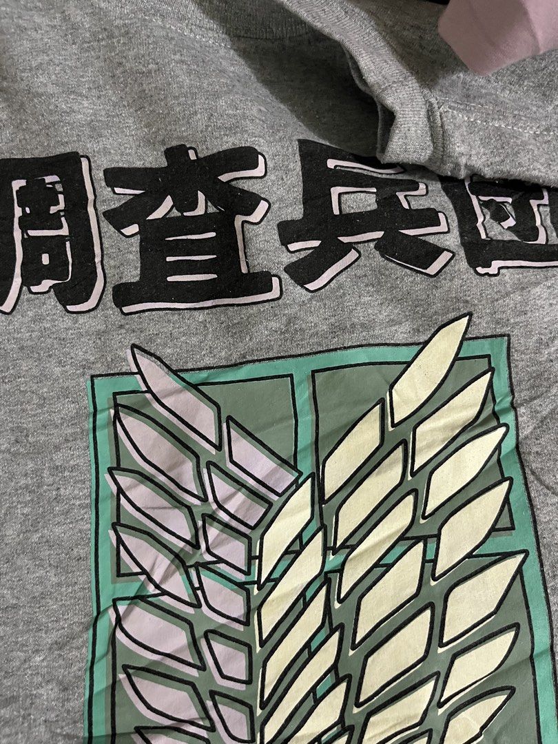 Attack on Titan Crunchyroll Sweatshirt 2XL (Category: Coats, Jackets and Outerwear) located in Naga. Submitted by rmapprl (Listing ID 1462184357, Image 3). Description: - Attack on Titan Sweatshirt - US Sweatshirt - Features Survey Corps logo - Size: 2XL (fits 28x28) - Color, Print, Fabric: 9/10 - Condition: 9/10 - Perfect for Attack on Titan fans - Code: S153-12.