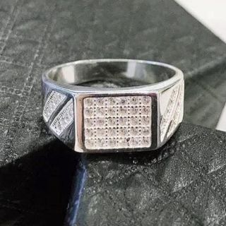 (Category: ) located in . Submitted by pulzerasjewelry (Listing ID 1462137661, Image 1). Description: .