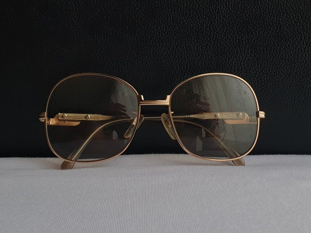 Authentic Cazal Eyeglass Frame (Category: Sunglasses & Eyewear) located in Quezon City. Submitted by WasalakTwo (Listing ID 1462156456, Image 3). Description: Bought in Japan Made in Germany Durable and high quality Goodcondition Still presentable Lens are graded, but replaceable Open for delivery nationwide Front Width 13.1cm Front Heught 5cm.