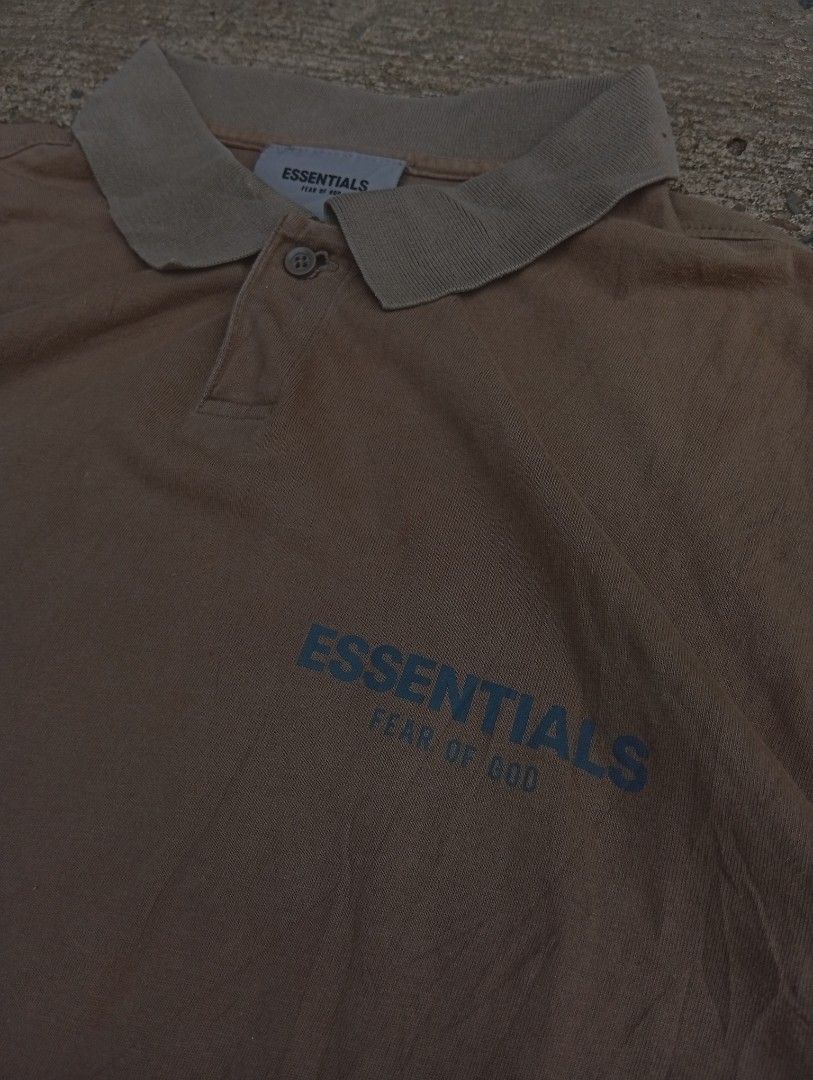 Authentic Essential Polo (Category: Tshirts & Polo Shirts ) located in Manila. Submitted by jaylordfermilan (Listing ID 1462116395, Image 3). Description: Cr:9.5/10 Dimes: 24x27 No issue Excellent condition.