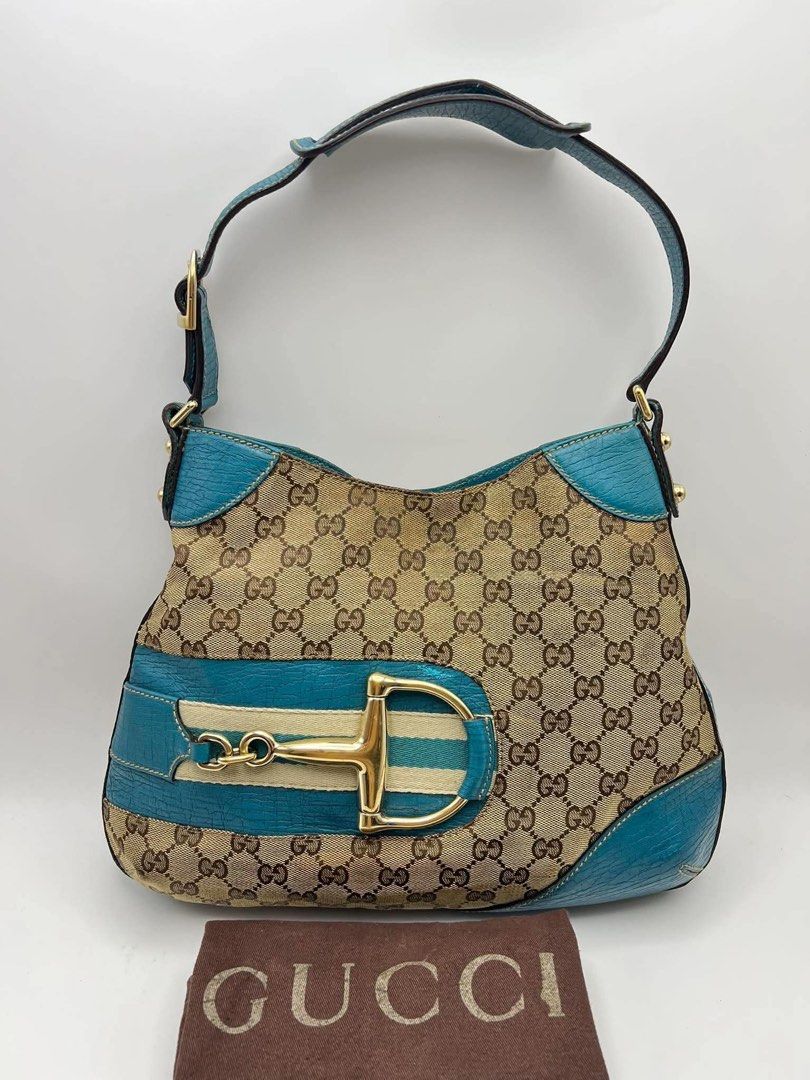 Authentic Gucci Horsebit Hobo (Category: Shoulder Bags) located in Cagayan de Oro. Submitted by borse_de_amore (Listing ID 1462172903, Image 1). Description: Authentic Gucci Horsebit Hobo Rank AB tolerable & Minimal signs of use only. Medium size. Clean interior. Comes with dustbag 🏷️15k only.