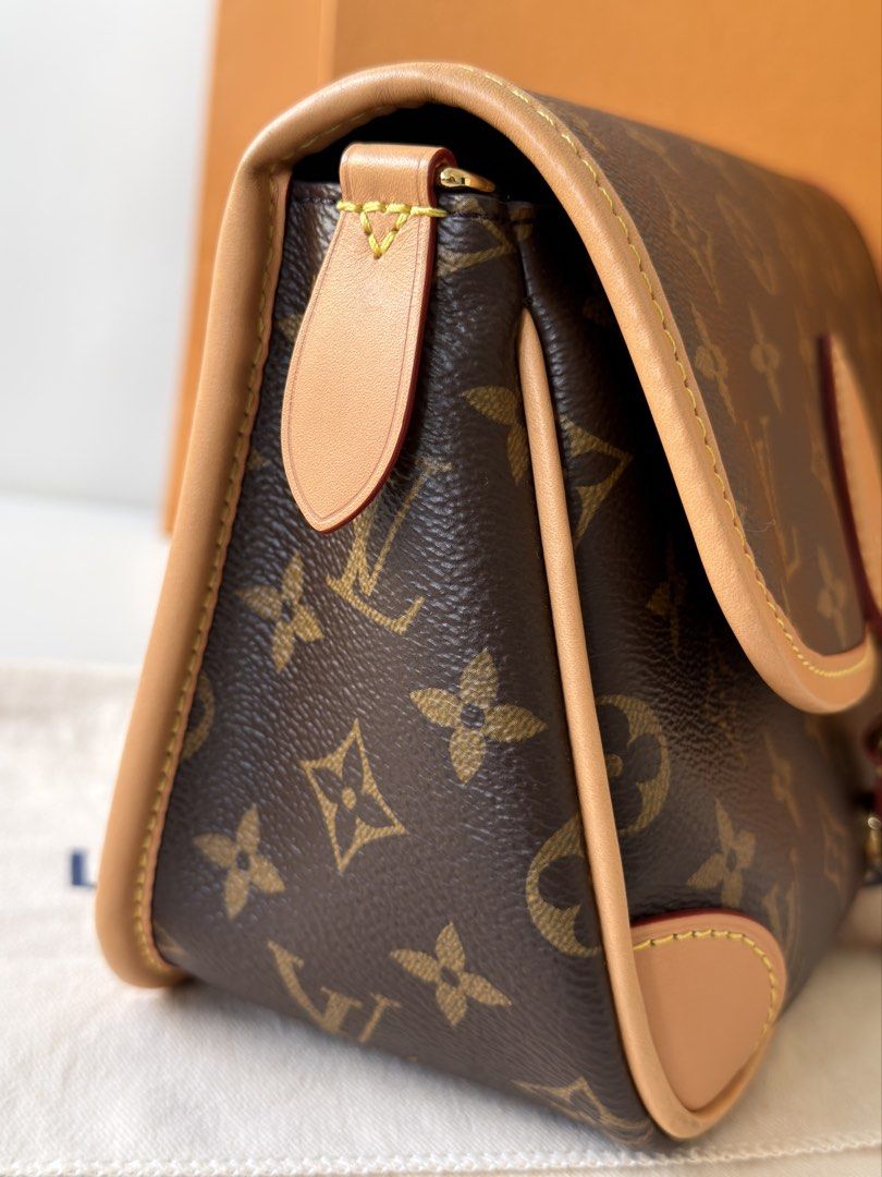 Authentic LV Louis Vuitton Diane PM 2026 (Category: Luxury Bags & Wallets) located in Manila. Submitted by fajardoeyak108 (Listing ID 1462194257, Image 3). Description: Used 3x can pass as new Complete with store receipt Bought at LV Solaire —Aug 2026 Meet up transaction / Open to serious offers Las Pinas area #LegitCarousellersince2010.