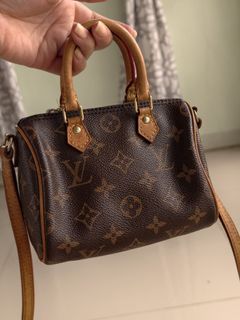 (Category: ) located in . Submitted by thejoyofbags2 (Listing ID 1462106076, Image 1). Description: .